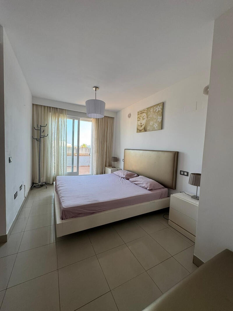 3 sovrum Radhus till salu