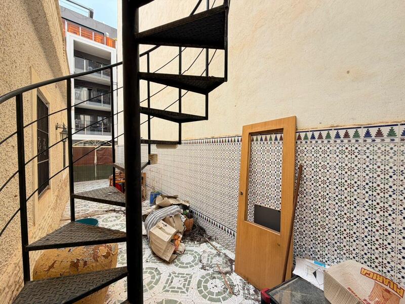 3 soveværelse Byhus til salg