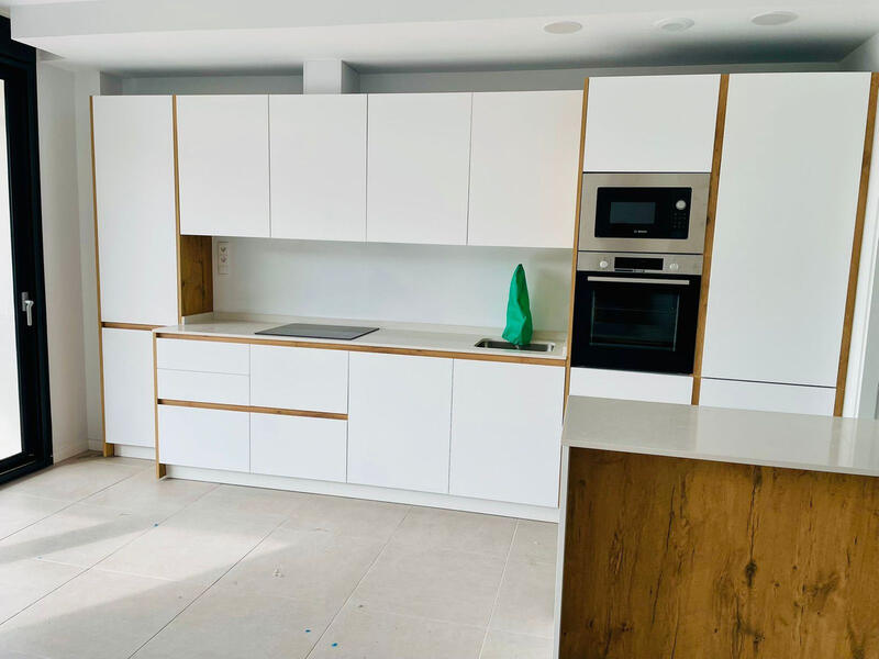 3 bedroom Apartment for sale