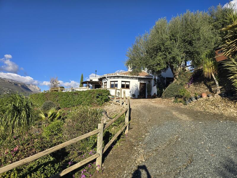 4 bedroom Villa for sale