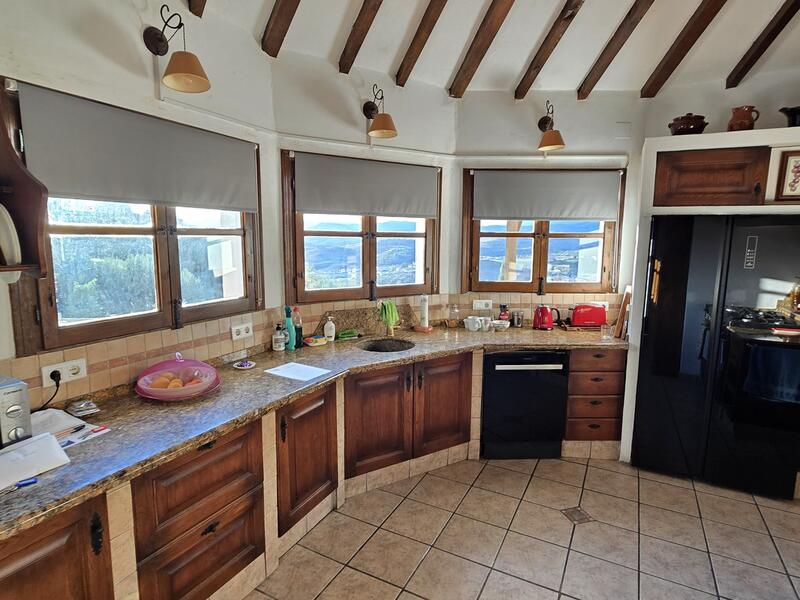 4 bedroom Villa for sale