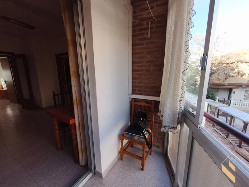 3 slaapkamer Appartement Te koop 3 slaapkamer Appartement Te koop