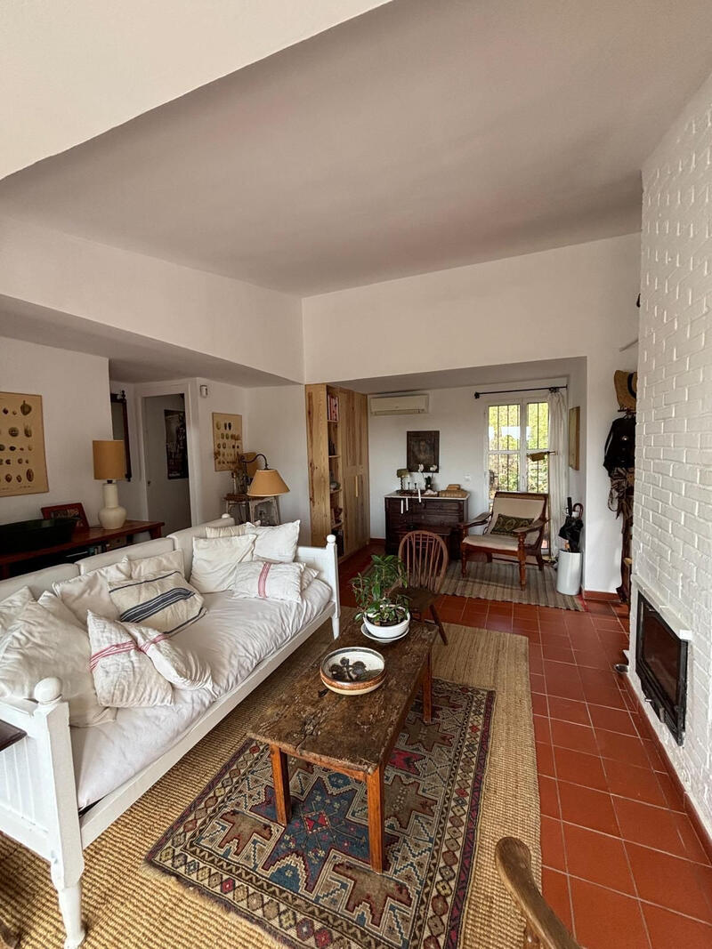 3 bedroom Country House for sale