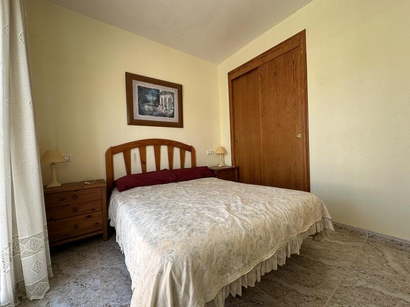 2 Schlafzimmer Stadthaus zu verkaufen