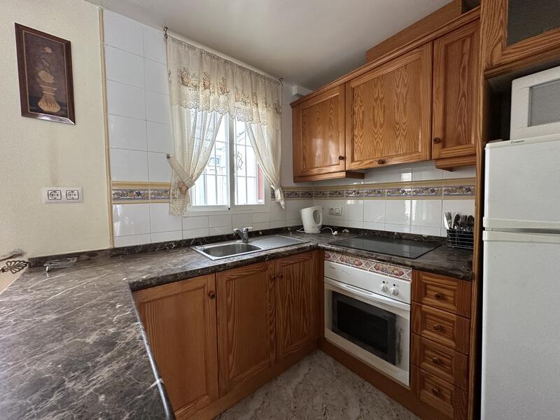 2 Schlafzimmer Stadthaus zu verkaufen