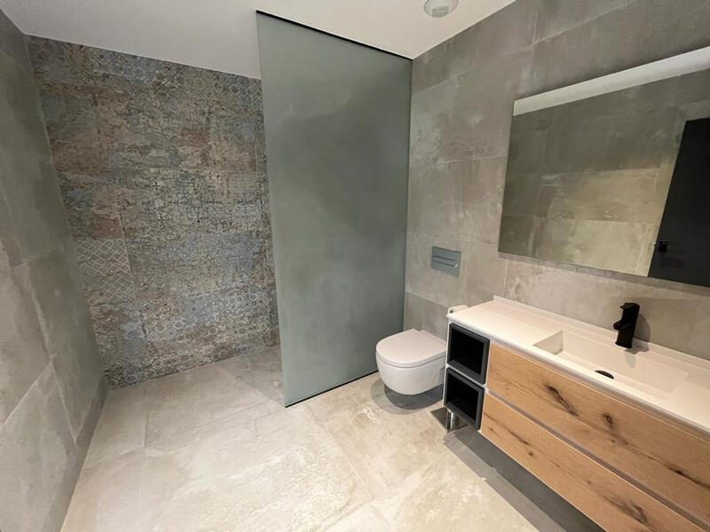 5 bedroom Villa for sale