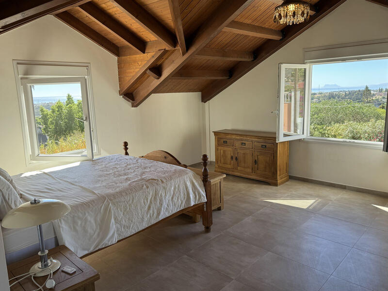 5 bedroom Villa for sale