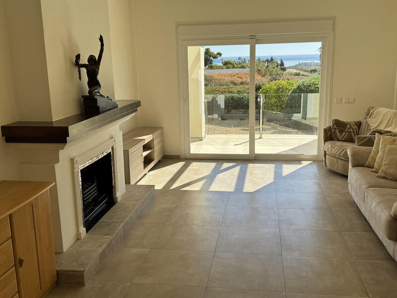 5 bedroom Villa for sale