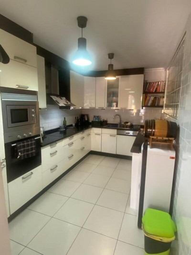 5 bedroom Villa for sale