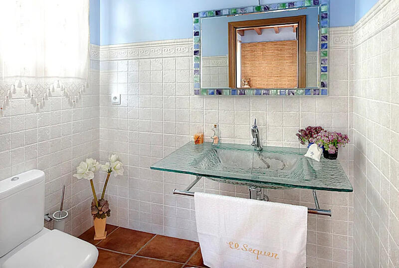 10 soveværelse Landsted til salg