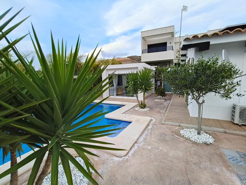 2 bedroom Villa for sale