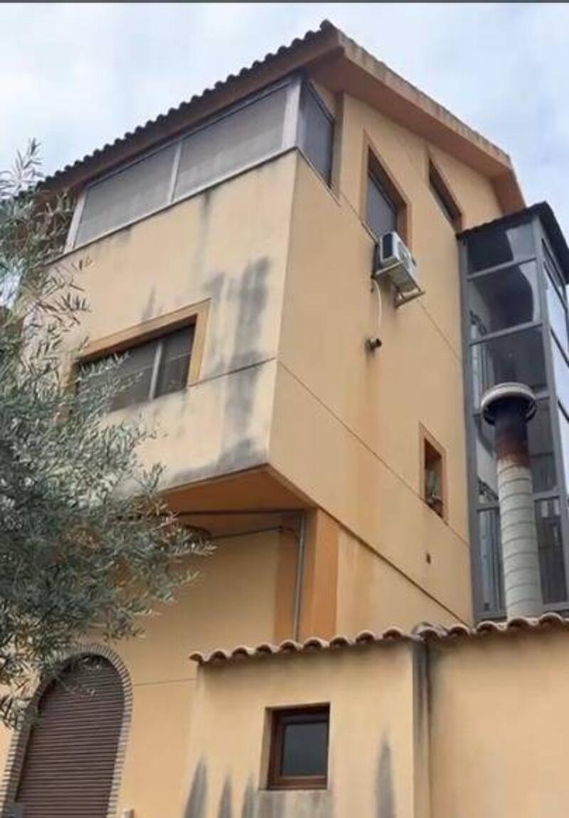 6 Schlafzimmer Villa zu verkaufen