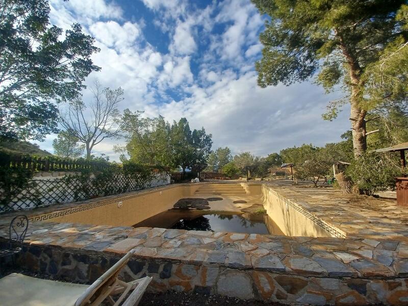 3 bedroom Country House for sale