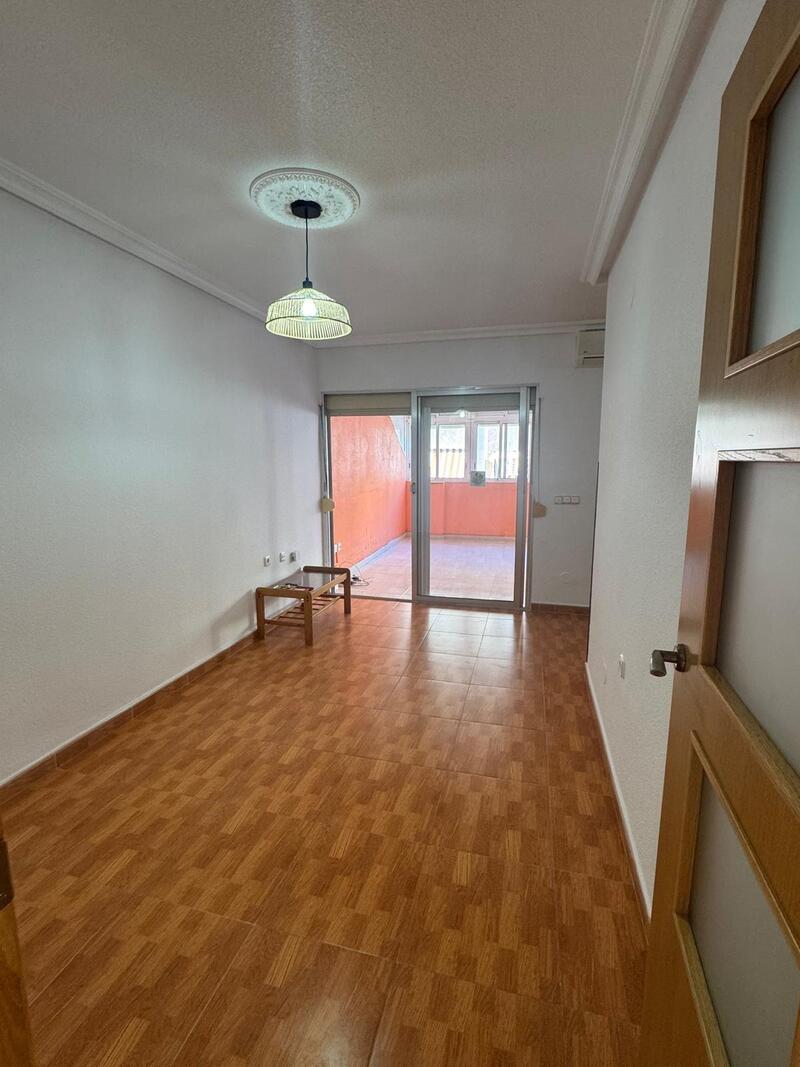 Appartement zu verkaufen in Torrevieja, Alicante