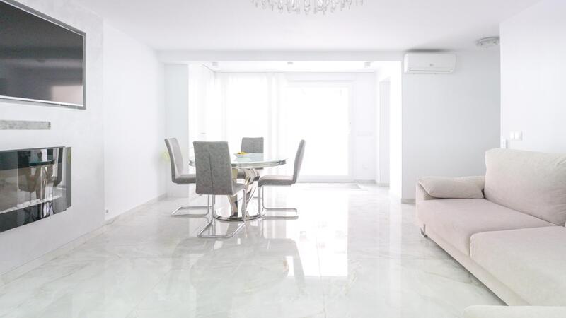 4 bedroom Townhouse for sale