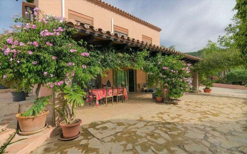 4 Cuarto Casa de Campo en venta