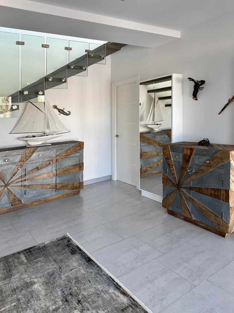 5 bedroom Villa for sale 5 bedroom Villa for sale