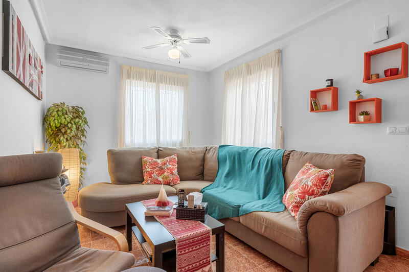 3 slaapkamer Gezinswoning Te koop