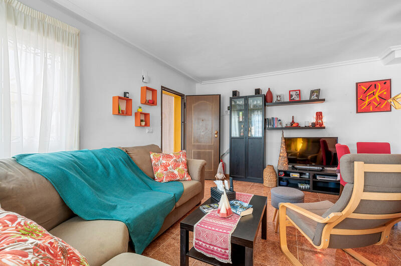 3 slaapkamer Gezinswoning Te koop