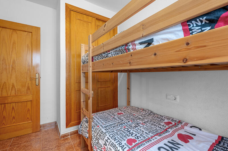 3 slaapkamer Gezinswoning Te koop