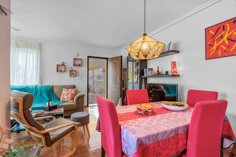 3 slaapkamer Gezinswoning Te koop