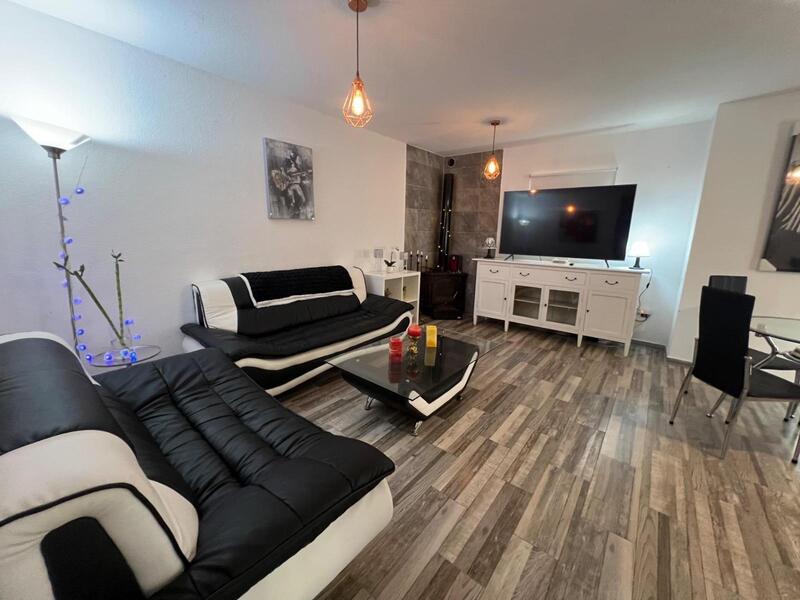 4 bedroom Townhouse for sale