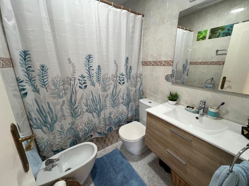 4 bedroom Townhouse for sale