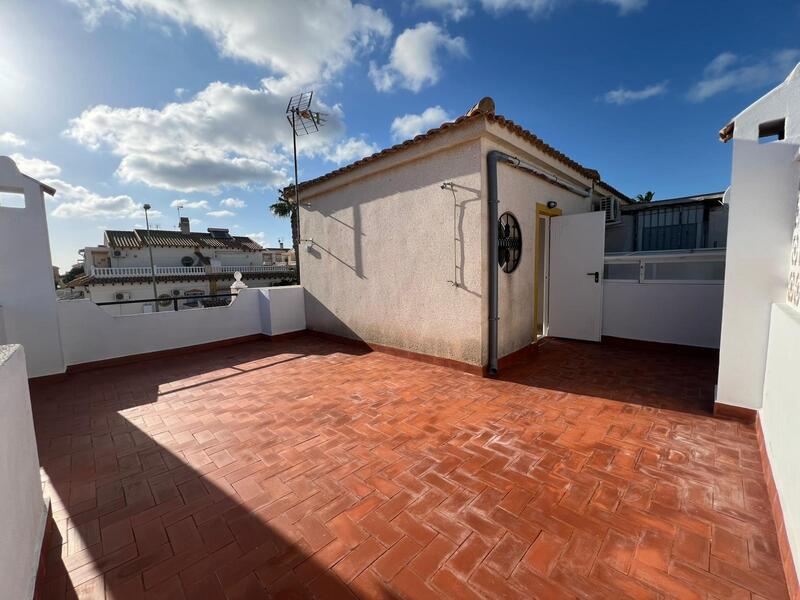 3 спальная комната дуплекс продается