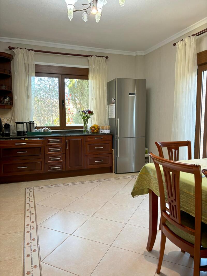 5 Cuarto Villa en venta