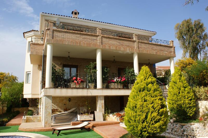 5 Cuarto Villa en venta