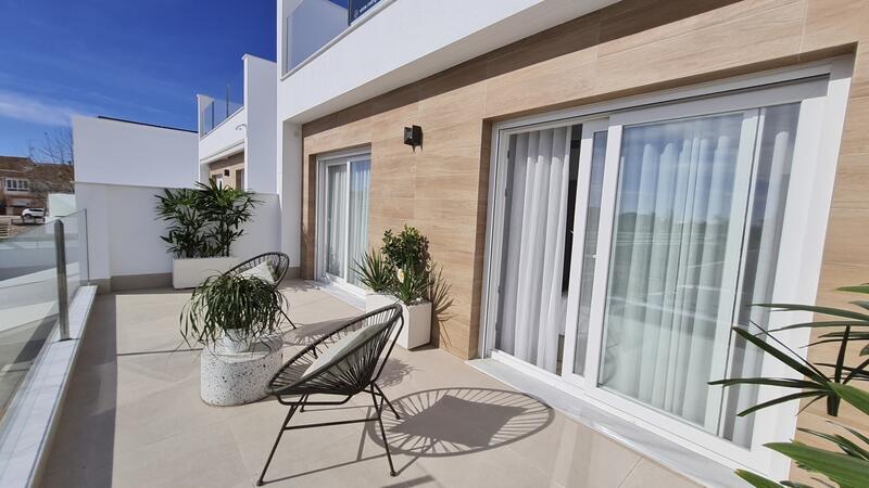 3 Cuarto Villa en venta