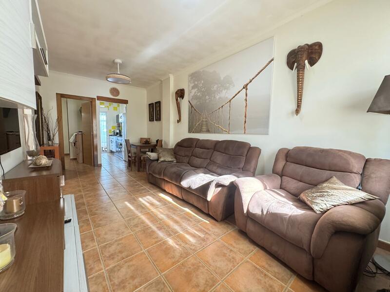 2 Schlafzimmer Stadthaus zu verkaufen