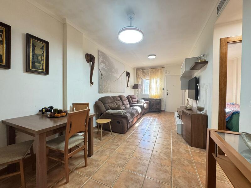 2 Schlafzimmer Stadthaus zu verkaufen