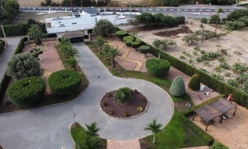 6 bedroom Villa for sale