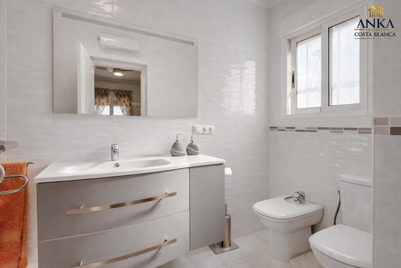 4 bedroom Villa for sale