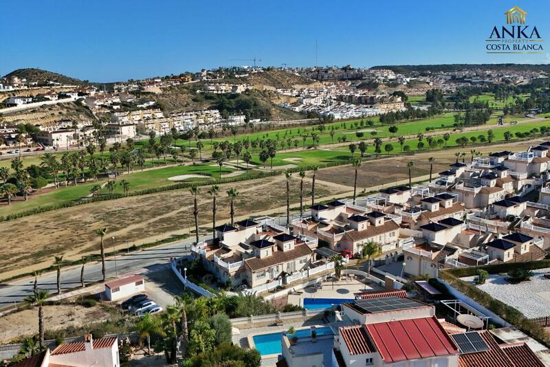 4 bedroom Villa for sale