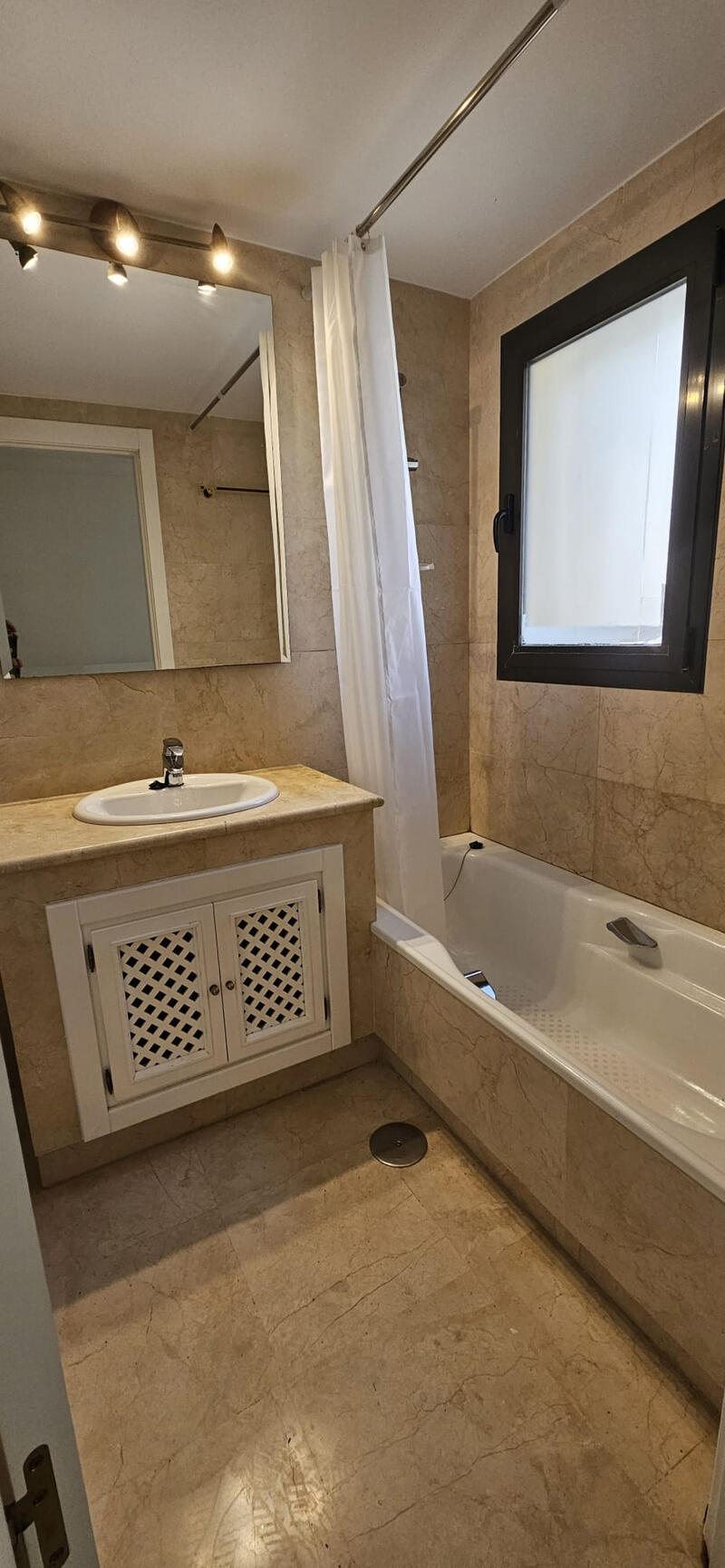 2 Schlafzimmer Appartement zu verkaufen