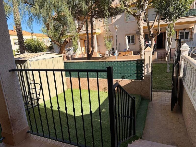 2 slaapkamer Villa Te koop 2 slaapkamer Villa Te koop