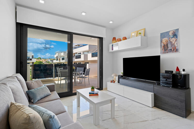 2 bedroom Apartment for sale