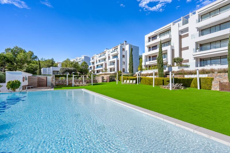 квартира продается в Las Colinas Golf, Alicante