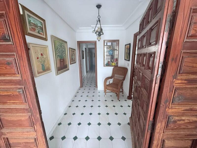 4 Schlafzimmer Villa zu verkaufen