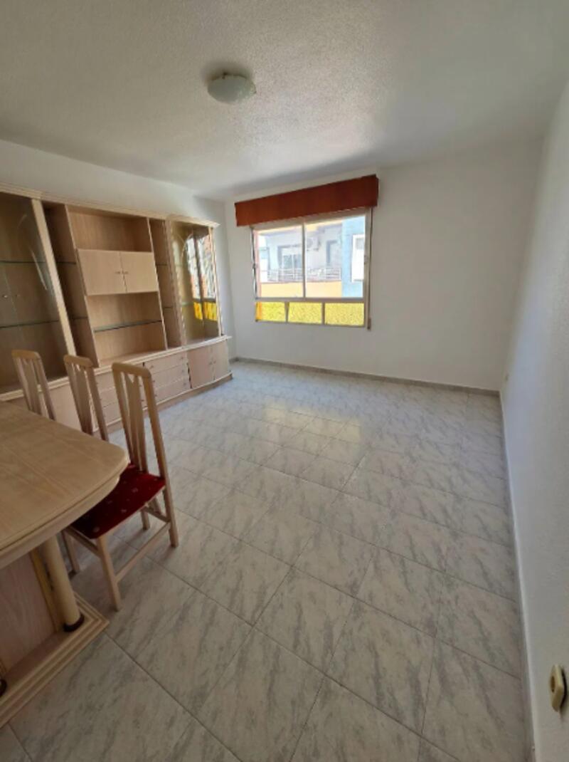 3 спальная комната квартира продается