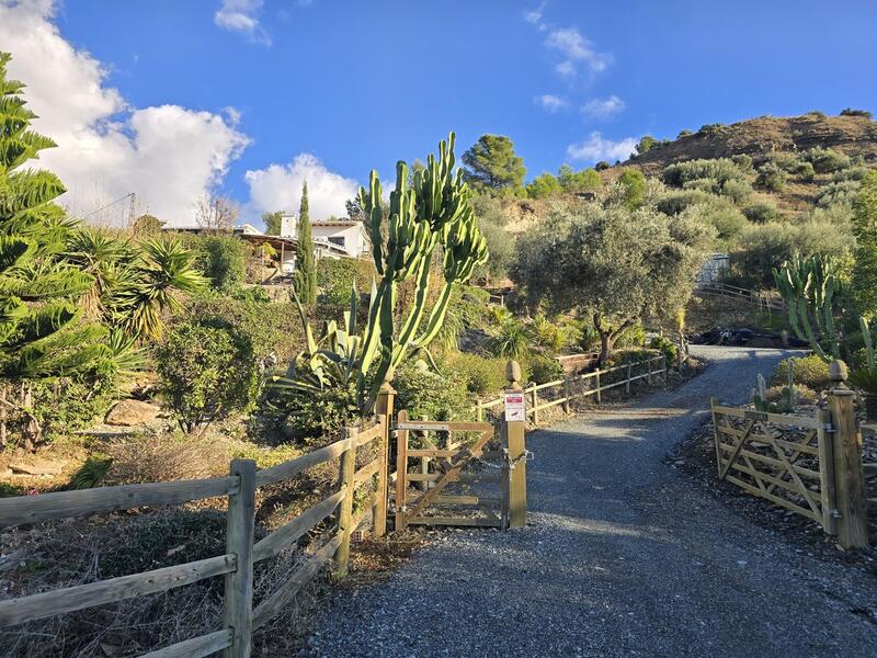 4 soverom Villa til salgs 4 soverom Villa til salgs