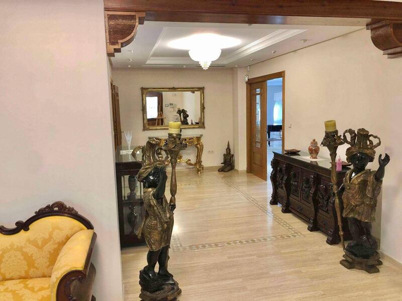 6 soveværelse Villa til salg