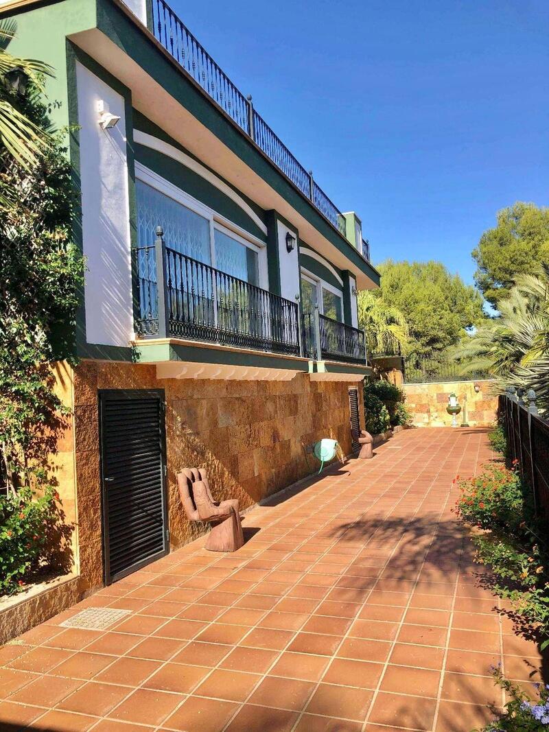 6 soveværelse Villa til salg