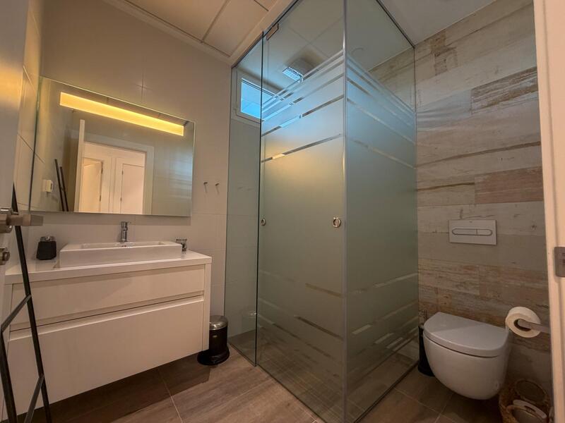 3 soverom Leilighet til salgs 3 soverom Leilighet til salgs