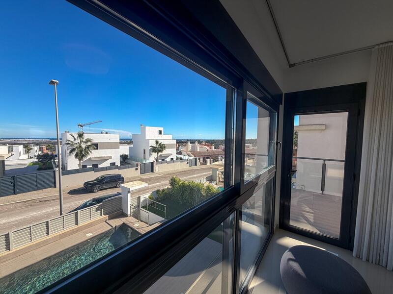 4 Schlafzimmer Villa zu verkaufen