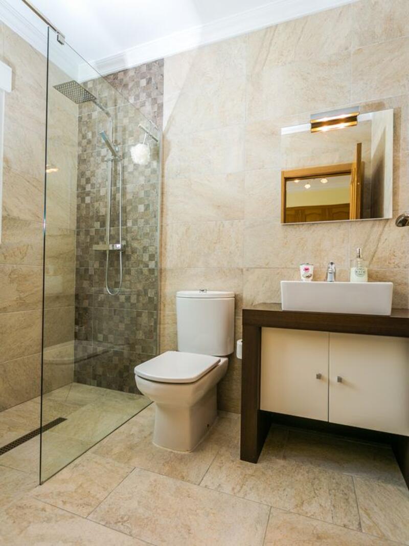 6 Cuarto Villa en venta