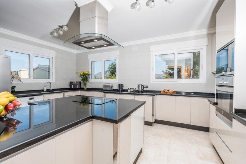 6 Cuarto Villa en venta