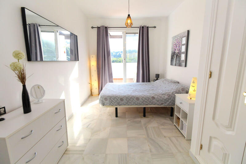 2 slaapkamer Appartement Te koop 2 slaapkamer Appartement Te koop